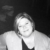Stephanie Turner Photo 34