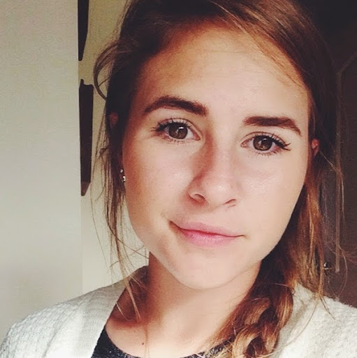 Sophie Cook Photo 25