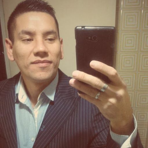Adrian Benitez Photo 14