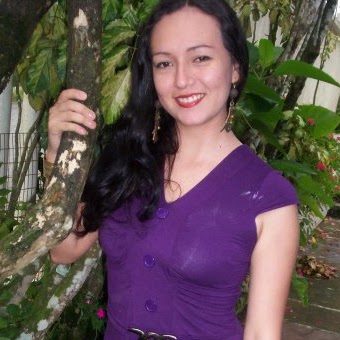 Michele Suarez Photo 23