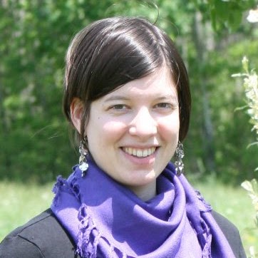 Martha Thompson Photo 16