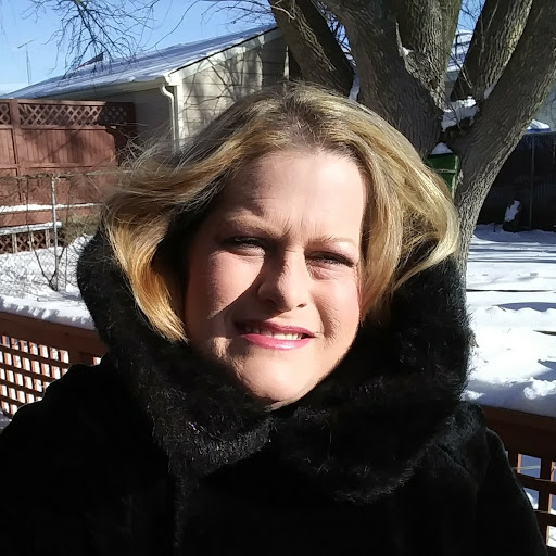 Michele Smith Photo 8