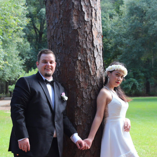 Raymond Wolfe Photo 14
