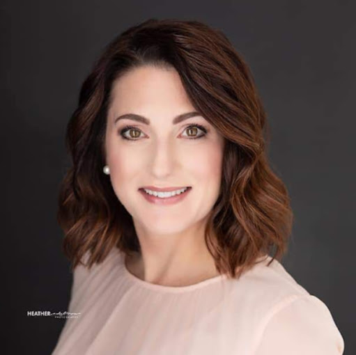 Heather Stroud Photo 34