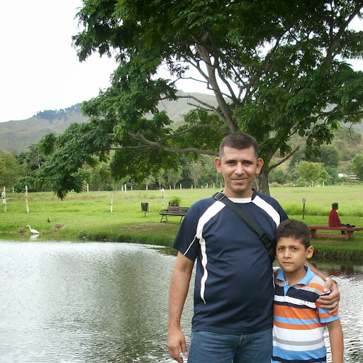 Jose Erazo Photo 11