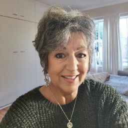 Marion Ryan Photo 40