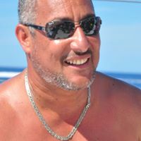 Juvenal Robles Photo 5