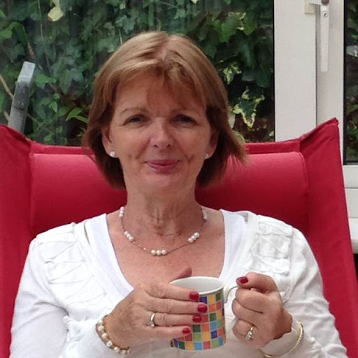 Sandra Thornton Photo 26
