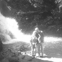 Sarah Whitten Photo 21