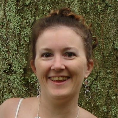 Angela Pratt Photo 17