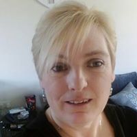 Elaine Swift Photo 17