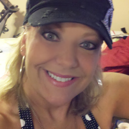 Renee Rogers Photo 31