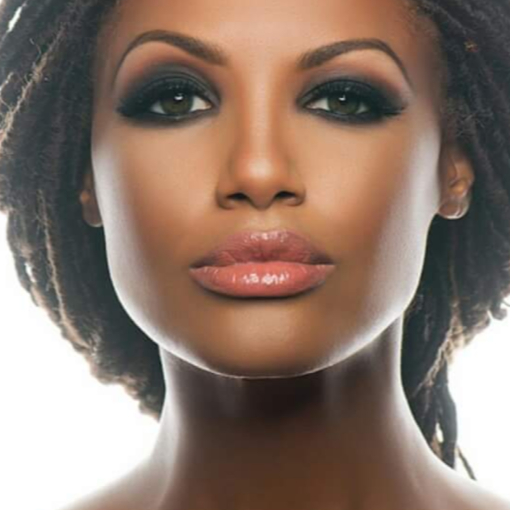 Karen Aubert Photo 7