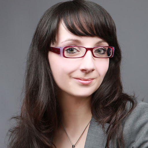 Sarah Richter Photo 22