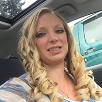 Amanda Pyper Photo 6