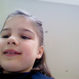 Clara Thompson Photo 33