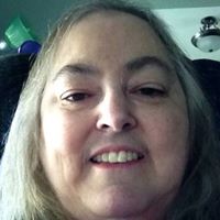 Gayle Simmons Photo 29