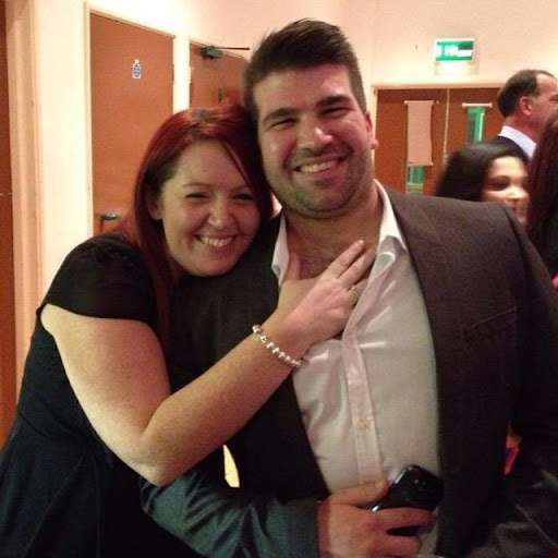 Lee Holloway Photo 27