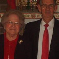 Mary Underwood Photo 25