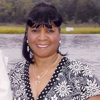 Janice Rivers Photo 6