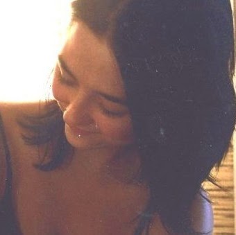 Hayley Robbins Photo 3