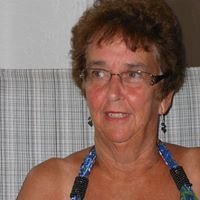 Suzanne Gold Photo 15