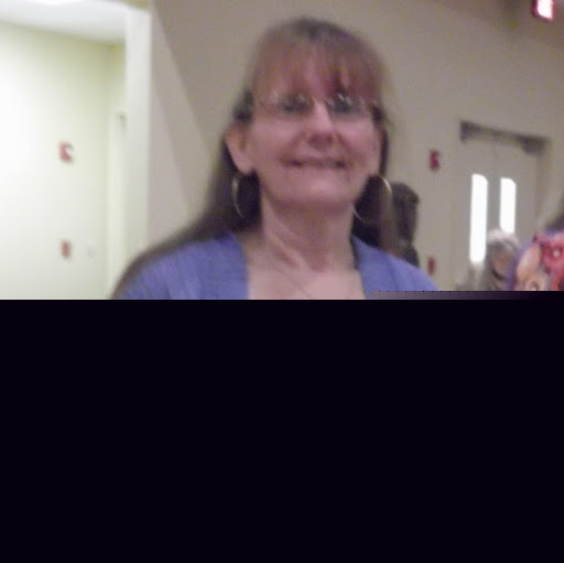 Elizabeth Chaney Photo 12