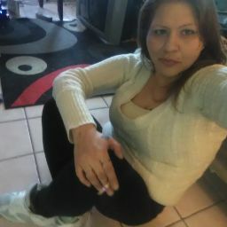Jessica Hensley Photo 13