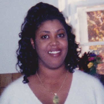 Sandra Walker Photo 8