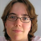Julia Schweizer Photo 7