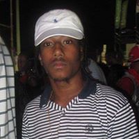 Marcus Small Photo 18