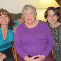 Julie Young Photo 38