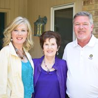 Kay Daniel Photo 29