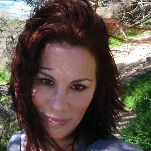 Angela Rasmussen Photo 10