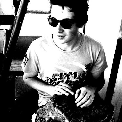 Cameron Elliott Photo 10