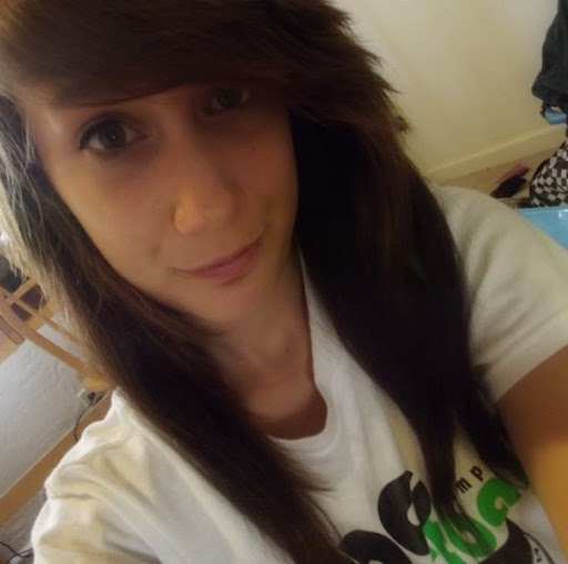 Heather Quillen Photo 7