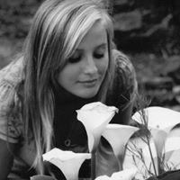 Alexis Mitchell Photo 21