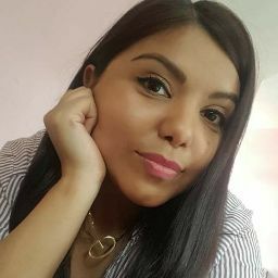 Yazmin Torres Photo 12
