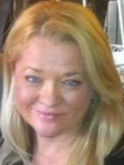 Julia Gray Photo 1