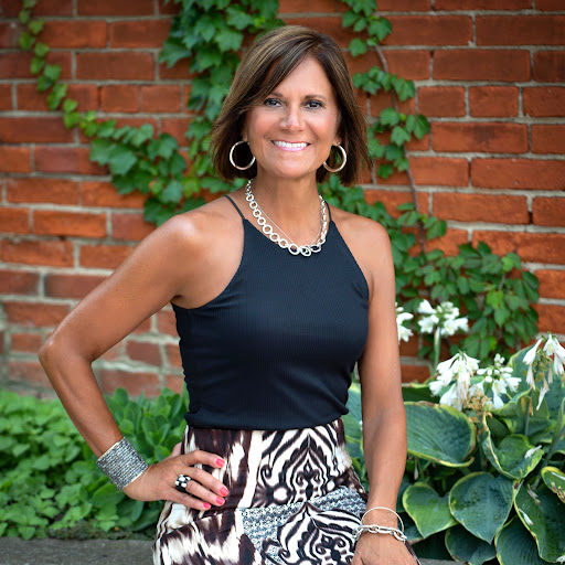 Andrea Neal Photo 30