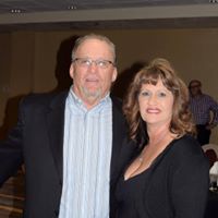 Andrea Burr Photo 8