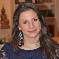 Julie Sternberg Photo 17