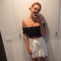 Julia Crossley Photo 16
