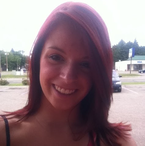 Christina Robb Photo 6