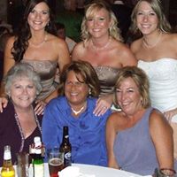 Betty Hartman Photo 14