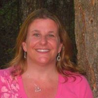 Traci Larson Photo 18