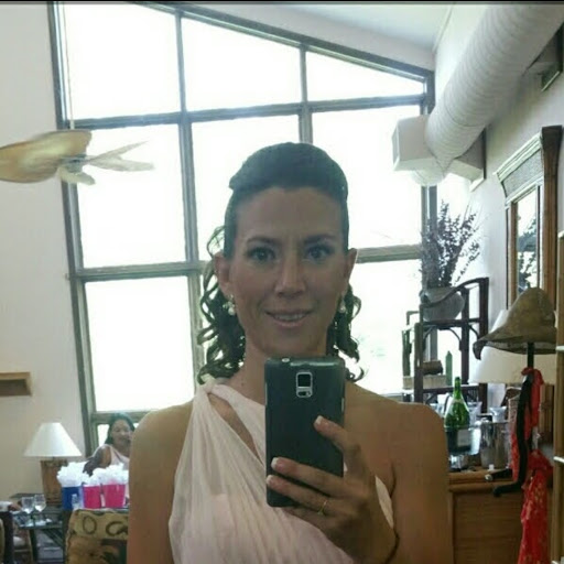 Veronica Buckley Photo 20