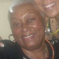 Carolyn Bowie Photo 14
