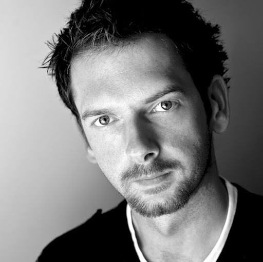 David Dare Photo 22