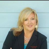 Ellen Burton Photo 40